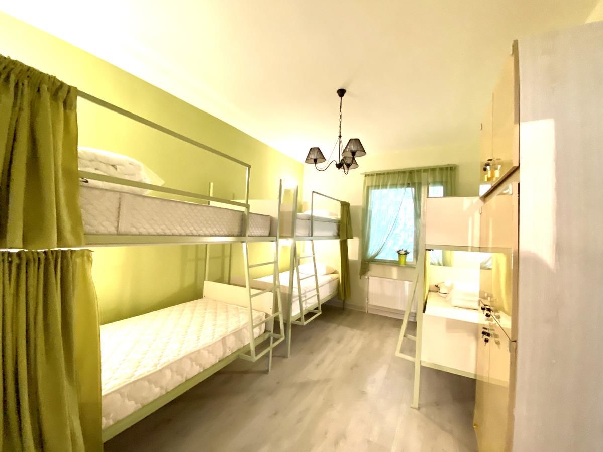 Хостелы SANTORINI HOSTEL and TOUR Ереван