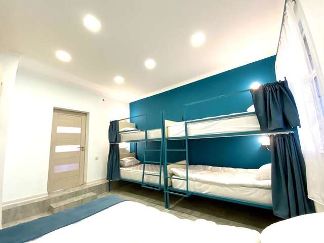 Хостелы SANTORINI HOSTEL and TOUR Ереван-32