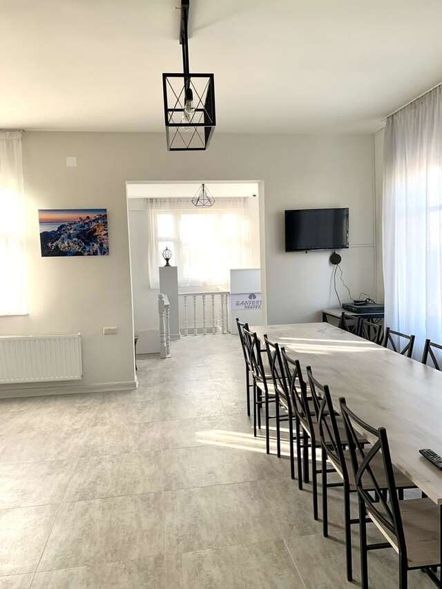 Хостелы SANTORINI HOSTEL and TOUR Ереван-34